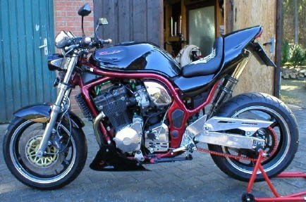 Umgebautes Motorrad Suzuki Bandit 1200 von Motorrad Technik Martynow - Bild 2 Umgebautes Motorrad Suzuki Bandit 1200 von Motorrad Technik Martynow - Bild 2