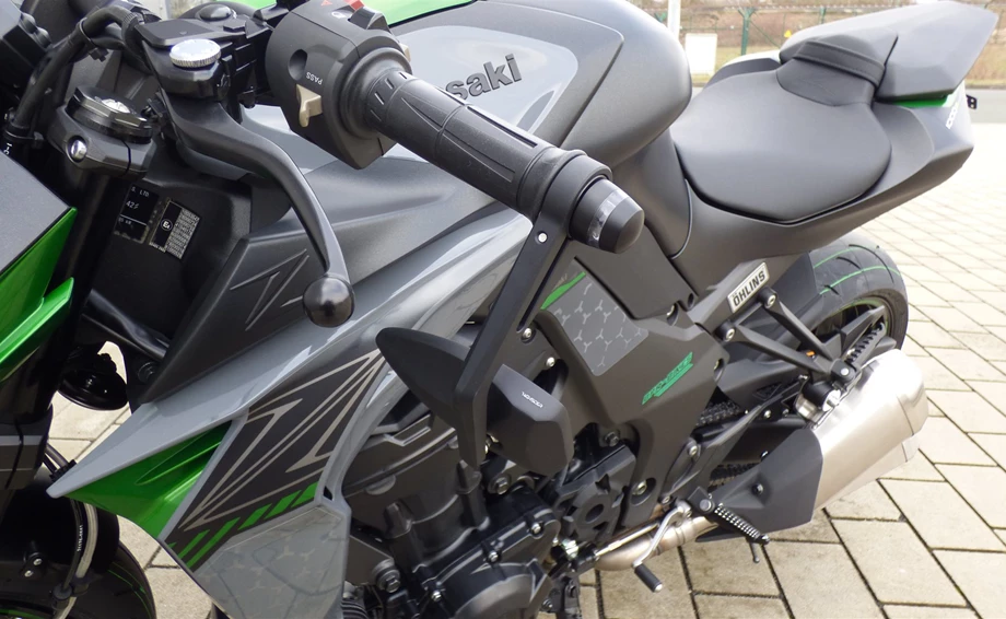 Umbgebautes Motorrad Kawasaki Z1000 R Bild 5: Umbgebautes Motorrad Kawasaki Z1000 R