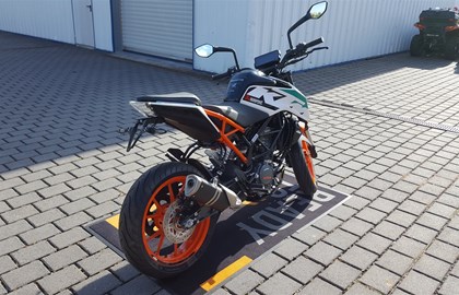 KTM 125 Duke Custom Bike