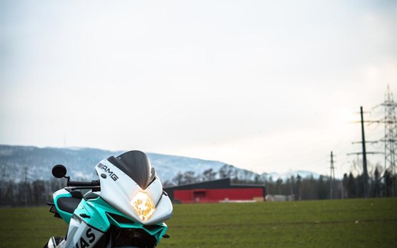 Umgebautes Motorrad MV Agusta F3 675 von Pat-Bikes AG - Bild 3 Umgebautes Motorrad MV Agusta F3 675 von Pat-Bikes AG - Bild 3