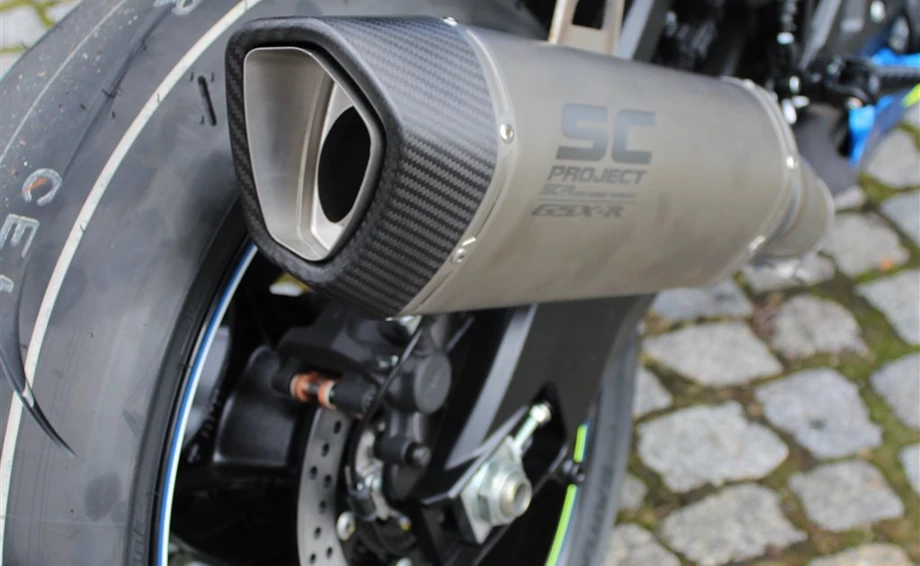 Umbgebautes Motorrad Suzuki GSX-R 1000 R Bild 5: Umbgebautes Motorrad Suzuki GSX-R 1000 R