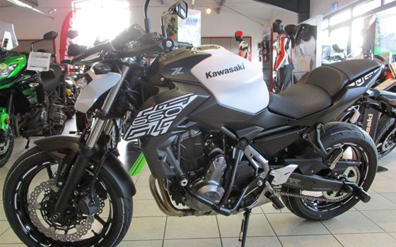 Umgebautes Motorrad Kawasaki Z650 von Team Wahlers GmbH - Bild 8 Umgebautes Motorrad Kawasaki Z650 von Team Wahlers GmbH - Bild 8