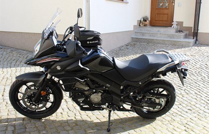 Suzuki V-Strom 650 Custom Bike Suzuki V-Strom 650 Custom Bike
