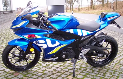 Suzuki GSX-R125 Custom Bike Suzuki GSX-R125 Custom Bike