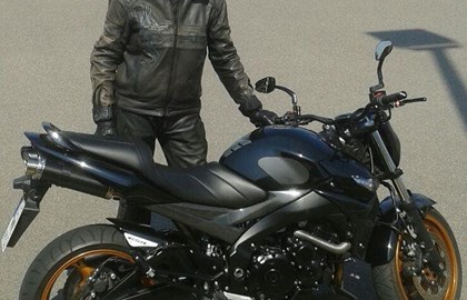 Suzuki GSR 600 Custom Bike Suzuki GSR 600 Custom Bike