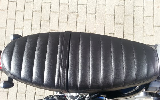 Umgebautes Motorrad Triumph Bonneville T120 von Kfz- und Zweirad-Technik Marcel Schmidt - Bild 9 Umgebautes Motorrad Triumph Bonneville T120 von Kfz- und Zweirad-Technik Marcel Schmidt - Bild 9