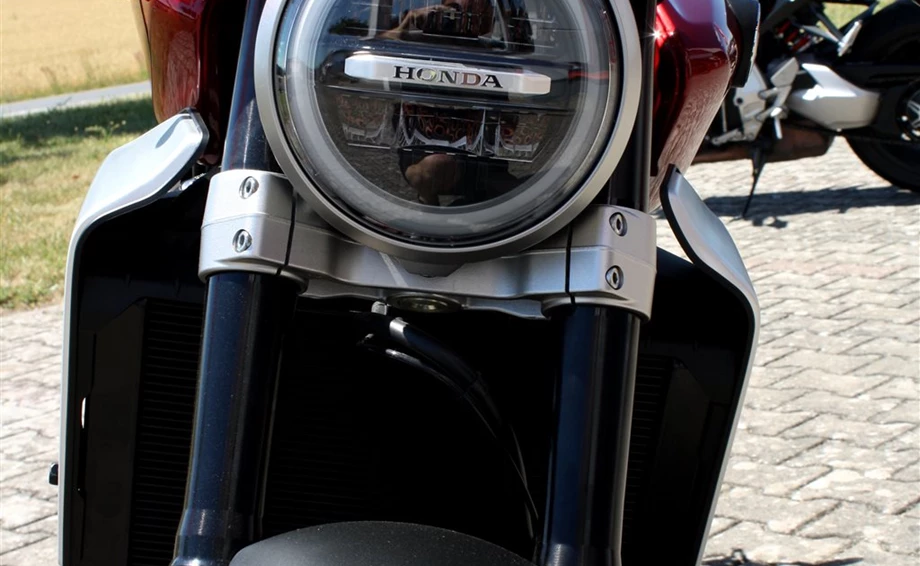 Rebuilt motorbike Honda CB 1000 R Bild 12: Rebuilt motorbike Honda CB 1000 R