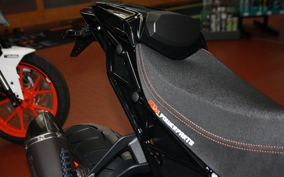Umgebautes Motorrad KTM 1290 Super Duke R von Zweirad Waibel GmbH & Co. KG - Bild 5
