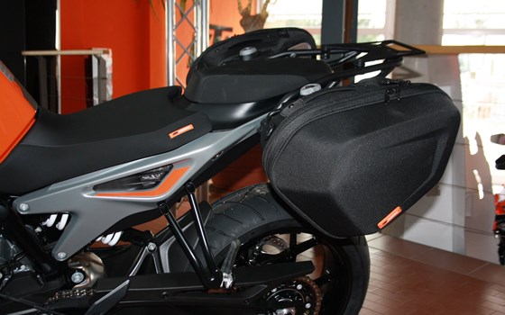 Umgebautes Motorrad KTM 790 Duke von Zweirad Waibel GmbH & Co. KG - Bild 5 Umgebautes Motorrad KTM 790 Duke von Zweirad Waibel GmbH & Co. KG - Bild 5