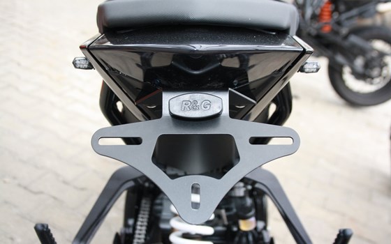 Umgebautes Motorrad KTM 1290 Super Duke R von Zweirad Waibel GmbH & Co. KG - Bild 2 Umgebautes Motorrad KTM 1290 Super Duke R von Zweirad Waibel GmbH & Co. KG - Bild 2