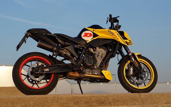 Umgebautes Motorrad KTM 790 Duke von 1000PS.at - Bild 12 Umgebautes Motorrad KTM 790 Duke von 1000PS.at - Bild 12
