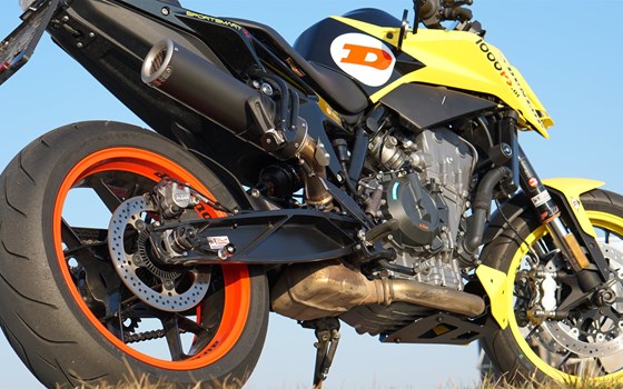 Umgebautes Motorrad KTM 790 Duke von 1000PS.at - Bild 3 Umgebautes Motorrad KTM 790 Duke von 1000PS.at - Bild 3