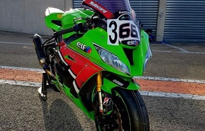 Kawasaki Ninja ZX-10R Custom Bike Kawasaki Ninja ZX-10R Custom Bike