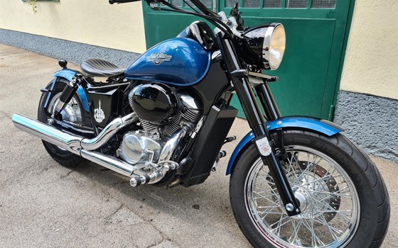 Umgebautes Motorrad Honda VT 750 Shadow von Mooch - Bild 1 Umgebautes Motorrad Honda VT 750 Shadow von Mooch - Bild 1