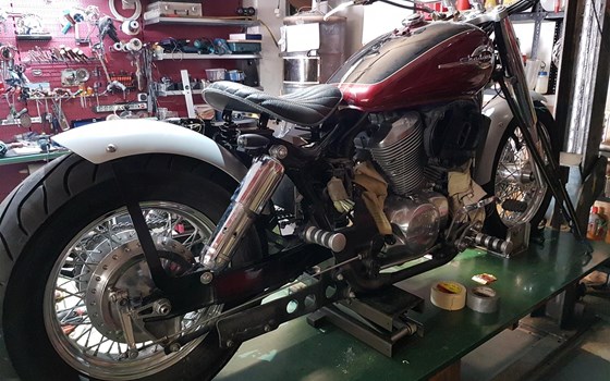 Umgebautes Motorrad Honda VT 750 Shadow von Mooch - Bild 9 Umgebautes Motorrad Honda VT 750 Shadow von Mooch - Bild 9