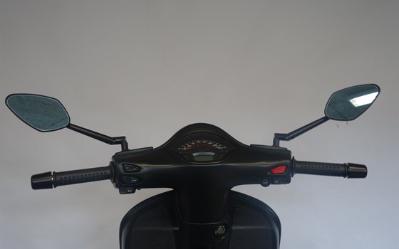Umgebautes Motorrad Vespa GTS 300 i.e. Super Sport von Jahelka Zweirad GmbH - Bild 8 Umgebautes Motorrad Vespa GTS 300 i.e. Super Sport von Jahelka Zweirad GmbH - Bild 8