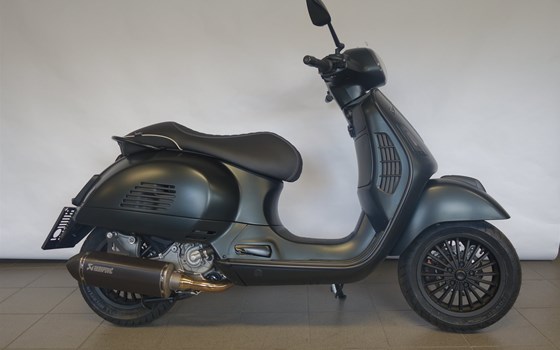 Umgebautes Motorrad Vespa GTS 300 i.e. Super Sport von Jahelka Zweirad GmbH - Bild 1 Umgebautes Motorrad Vespa GTS 300 i.e. Super Sport von Jahelka Zweirad GmbH - Bild 1