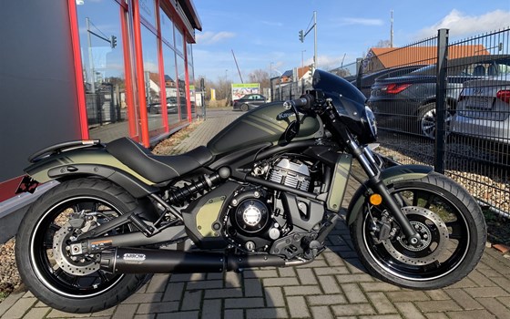 Umgebautes Motorrad Kawasaki Vulcan S von BikerWorld Rosenow - Bild 13 Umgebautes Motorrad Kawasaki Vulcan S von BikerWorld Rosenow - Bild 13