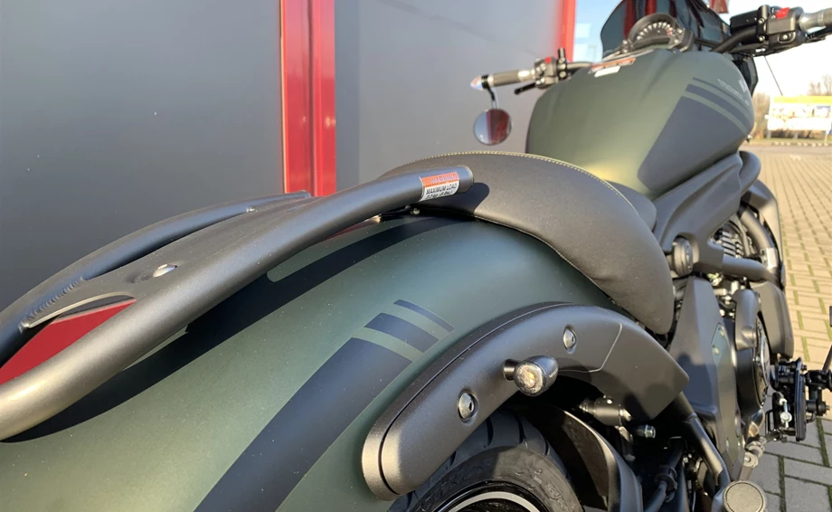 Umbgebautes Motorrad Kawasaki Vulcan S Bild 3: Umbgebautes Motorrad Kawasaki Vulcan S
