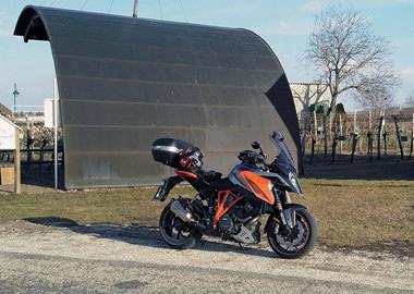 Gebrauchte KTM 1290 Super Duke GT Gebrauchte KTM 1290 Super Duke GT