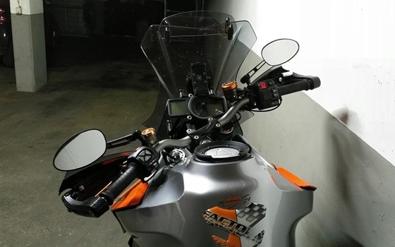Umgebautes Motorrad KTM 1290 Super Duke GT von Stenli - Bild 4 Umgebautes Motorrad KTM 1290 Super Duke GT von Stenli - Bild 4