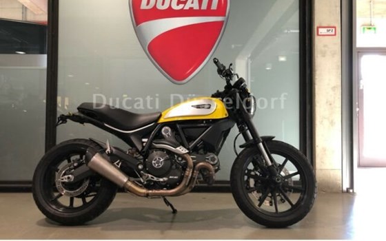 Umgebautes Motorrad Ducati Scrambler Icon von Ducati Düsseldorf - Bild 1 Umgebautes Motorrad Ducati Scrambler Icon von Ducati Düsseldorf - Bild 1