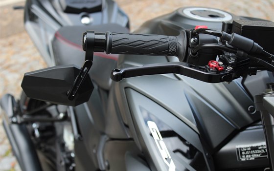 Umgebautes Motorrad Suzuki GSX-S750 von Zweirad Nürnberger - Bild 15 Umgebautes Motorrad Suzuki GSX-S750 von Zweirad Nürnberger - Bild 15