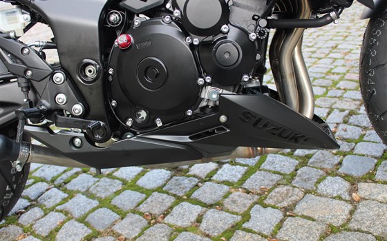 Umgebautes Motorrad Suzuki GSX-S750 von Zweirad Nürnberger - Bild 18 Umgebautes Motorrad Suzuki GSX-S750 von Zweirad Nürnberger - Bild 18