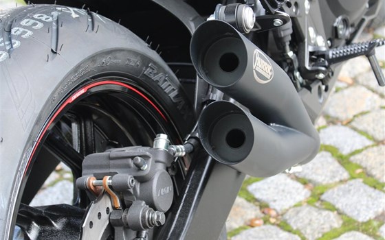 Umgebautes Motorrad Suzuki GSX-S750 von Zweirad Nürnberger - Bild 23 Umgebautes Motorrad Suzuki GSX-S750 von Zweirad Nürnberger - Bild 23