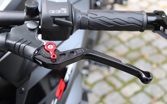 Umgebautes Motorrad Suzuki GSX-S750 von Zweirad Nürnberger - Bild 6 Umgebautes Motorrad Suzuki GSX-S750 von Zweirad Nürnberger - Bild 6