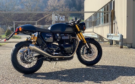 Umgebautes Motorrad Triumph Thruxton 1200R von Pat-Bikes AG - Bild 3 Umgebautes Motorrad Triumph Thruxton 1200R von Pat-Bikes AG - Bild 3