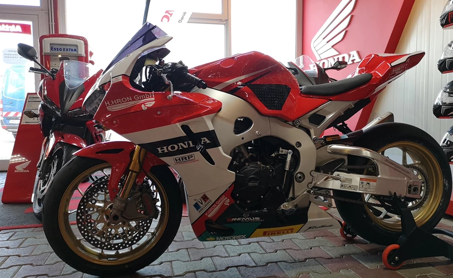Rebuilt motorbike Honda CBR1000RR Fireblade SP Bild 9: Rebuilt motorbike Honda CBR1000RR Fireblade SP