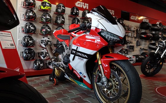 Umgebautes Motorrad Honda CBR1000RR Fireblade SP von Auto-und Motorradhaus Bürstadt GmbH - Bild 7