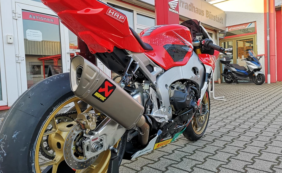 Rebuilt motorbike Honda CBR1000RR Fireblade SP Bild 3: Rebuilt motorbike Honda CBR1000RR Fireblade SP