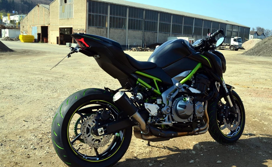 Umbgebautes Motorrad Kawasaki Z900 Bild 8: Umbgebautes Motorrad Kawasaki Z900