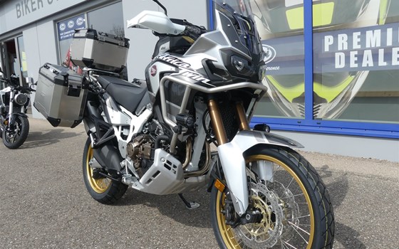 Umgebautes Motorrad Honda CRF1000L Africa Twin Adventure Sports DCT von Biker Stable GmbH & Co. KG - Bild 2 Umgebautes Motorrad Honda CRF1000L Africa Twin Adventure Sports DCT von Biker Stable GmbH & Co. KG - Bild 2
