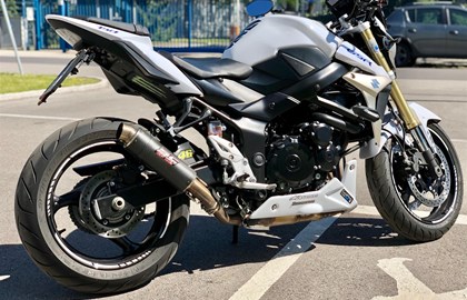 Suzuki GSR 750 Custom Bike Suzuki GSR 750 Custom Bike