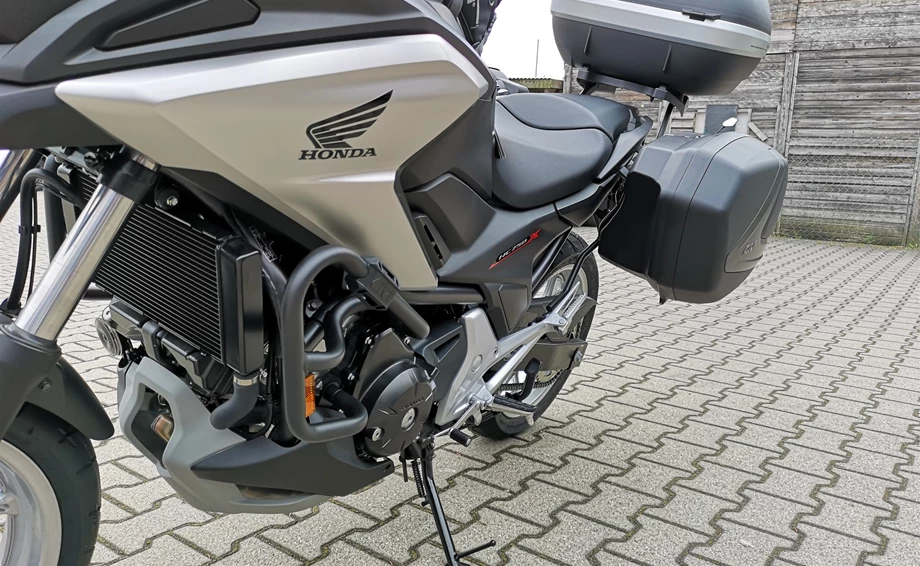 Rebuilt motorbike Honda NC750X Bild 10: Rebuilt motorbike Honda NC750X