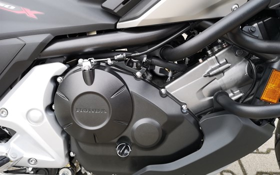 Umgebautes Motorrad Honda NC750X von Auto-und Motorradhaus Bürstadt GmbH - Bild 8 Umgebautes Motorrad Honda NC750X von Auto-und Motorradhaus Bürstadt GmbH - Bild 8