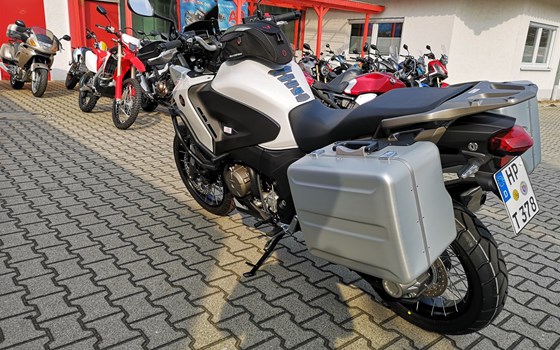 Umgebautes Motorrad Honda VFR1200X Crosstourer von Auto-und Motorradhaus Bürstadt GmbH - Bild 6 Umgebautes Motorrad Honda VFR1200X Crosstourer von Auto-und Motorradhaus Bürstadt GmbH - Bild 6