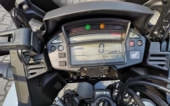 Umgebautes Motorrad Honda VFR1200X Crosstourer von Auto-und Motorradhaus Bürstadt GmbH - Bild 14 Umgebautes Motorrad Honda VFR1200X Crosstourer von Auto-und Motorradhaus Bürstadt GmbH - Bild 14