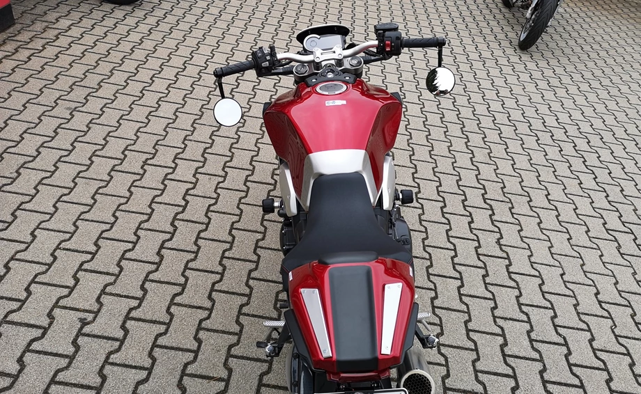 Umbgebautes Motorrad Honda CB 1000 R Bild 17: Umbgebautes Motorrad Honda CB 1000 R