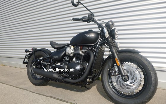 Umgebautes Motorrad Triumph Bonneville Bobber Black von IL MOTO  Motorradhandel und Reparaturwerkstätte GesmbH - Bild 5 Umgebautes Motorrad Triumph Bonneville Bobber Black von IL MOTO  Motorradhandel und Reparaturwerkstätte GesmbH - Bild 5