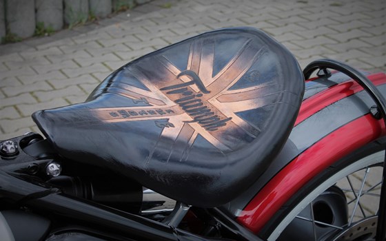 Umgebautes Motorrad Triumph Bonneville Bobber von Stärker-Profil GmbH - Bild 3 Umgebautes Motorrad Triumph Bonneville Bobber von Stärker-Profil GmbH - Bild 3