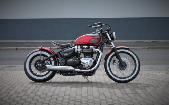 Umgebautes Motorrad Triumph Bonneville Bobber von Stärker-Profil GmbH - Bild 10 Umgebautes Motorrad Triumph Bonneville Bobber von Stärker-Profil GmbH - Bild 10