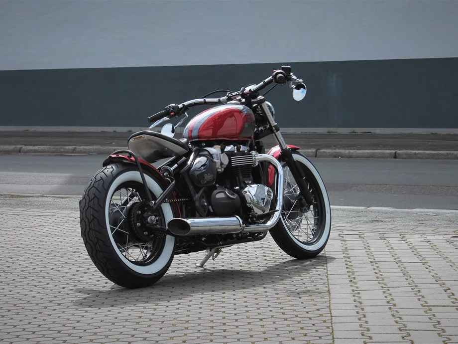 Umbgebautes Motorrad Triumph Bonneville Bobber Bild 15: Umbgebautes Motorrad Triumph Bonneville Bobber