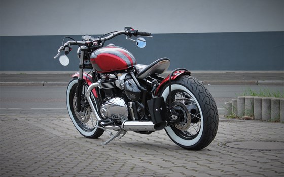 Umgebautes Motorrad Triumph Bonneville Bobber von Stärker-Profil GmbH - Bild 17 Umgebautes Motorrad Triumph Bonneville Bobber von Stärker-Profil GmbH - Bild 17