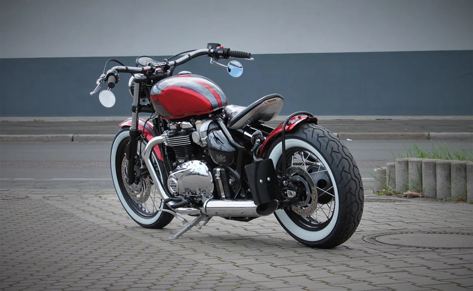 Umbgebautes Motorrad Triumph Bonneville Bobber Bild 17: Umbgebautes Motorrad Triumph Bonneville Bobber