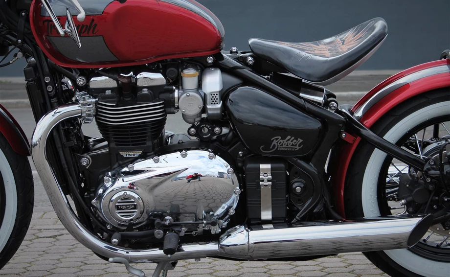 Umbgebautes Motorrad Triumph Bonneville Bobber Bild 18: Umbgebautes Motorrad Triumph Bonneville Bobber
