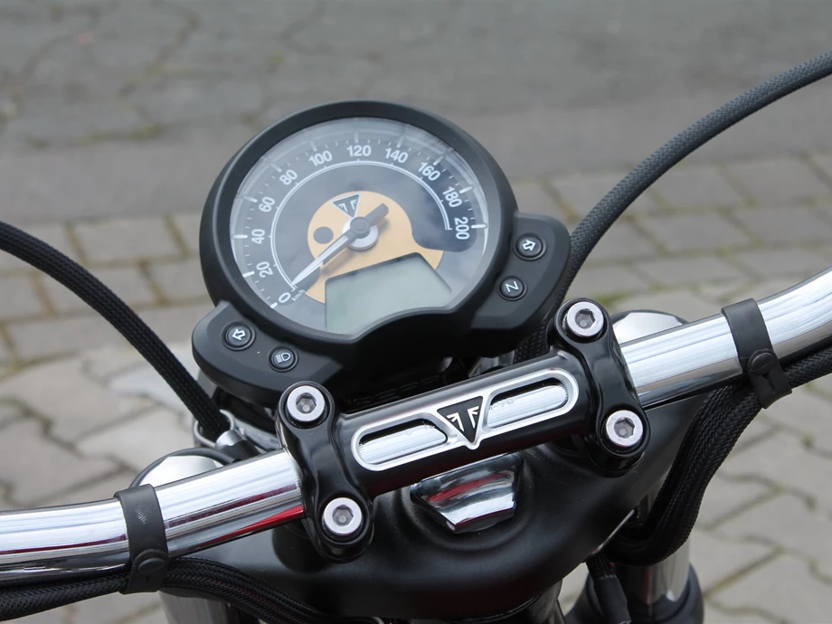 Umbgebautes Motorrad Triumph Bonneville Bobber Bild 26: Umbgebautes Motorrad Triumph Bonneville Bobber